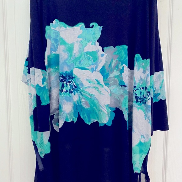 Beautiful 2piece tunic top/ jacket. Fits size 1x-2x. - Picture 3 of 5